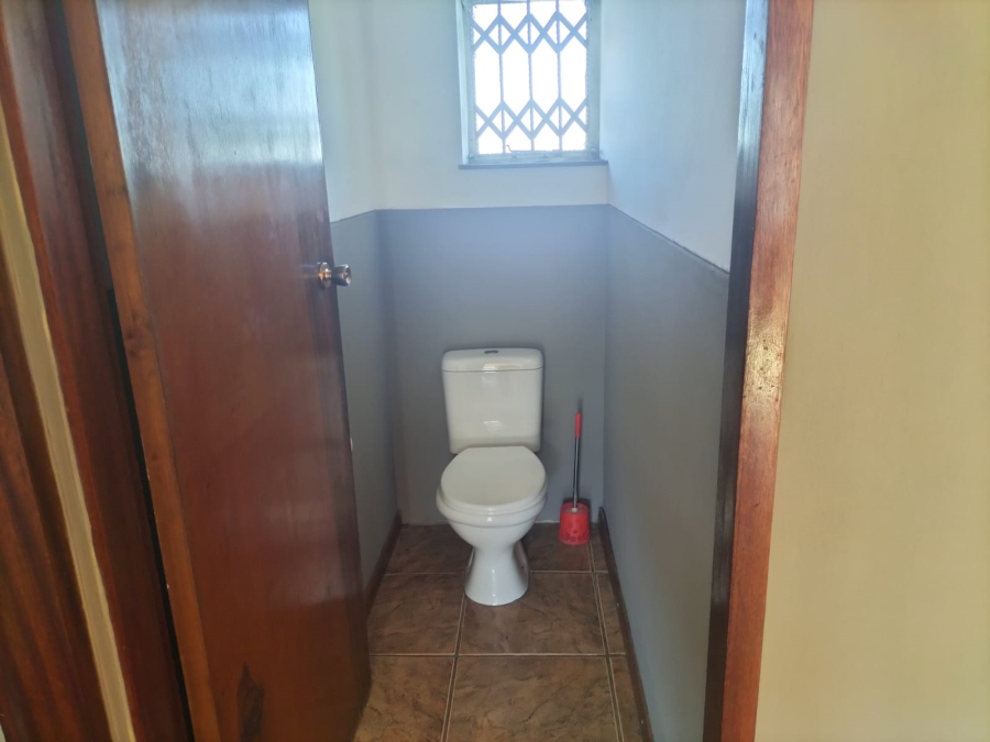 To Let 2 Bedroom Property for Rent in Langenhovenpark Free State